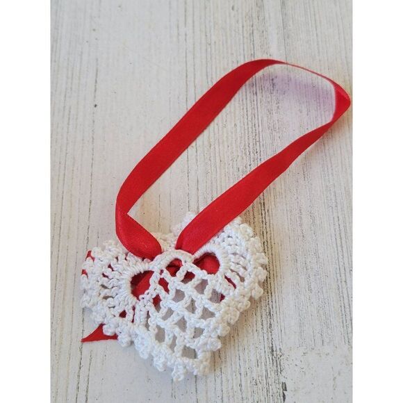 Handmade crochet heart red ribbon ornament Xmas decor - Picture 3 of 3